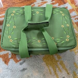 Temp-tations By Tara Old World Insulated Green Flower Carrier 7 Piece Set